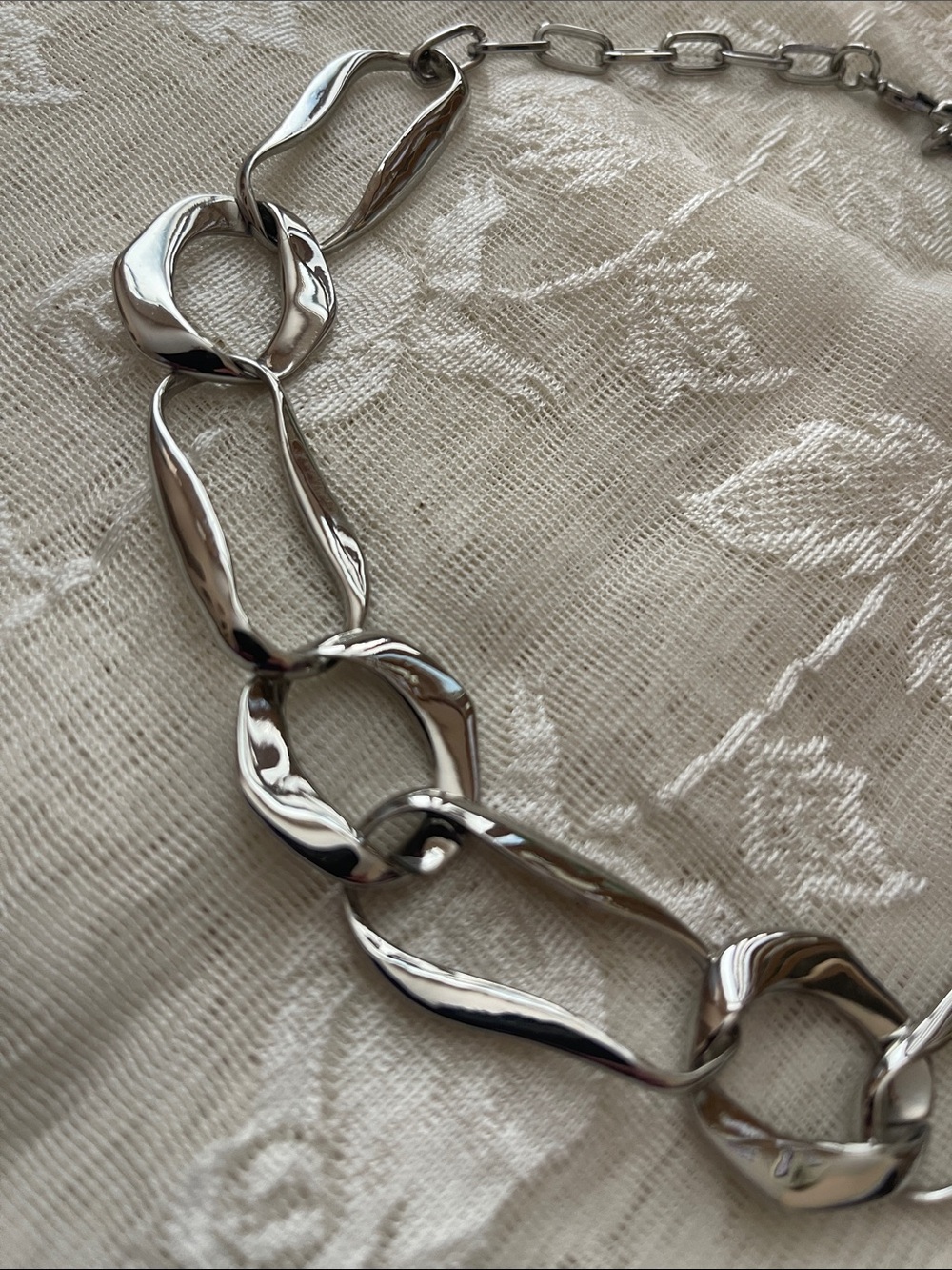 Silver Chunky Link Necklace - Women Jewelry - Picture 3 of 6